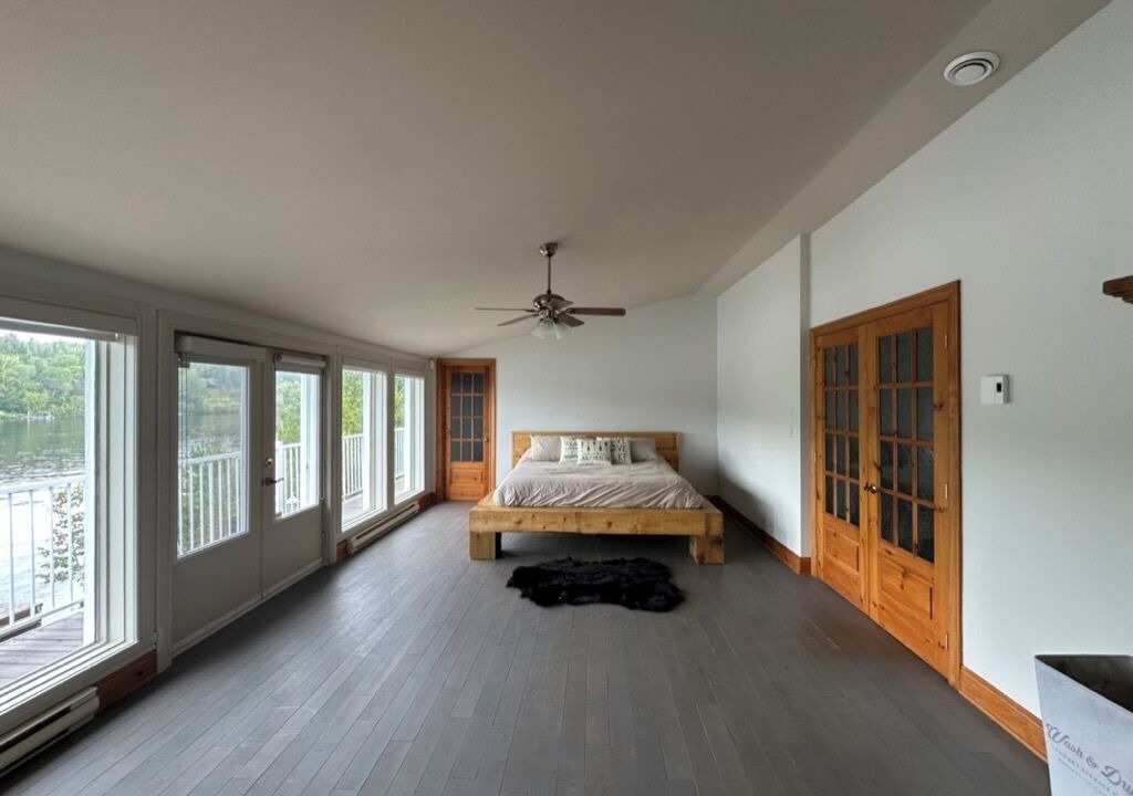 Photo of Bedroom in Sainte-Marguerite-du-Lac-Masson