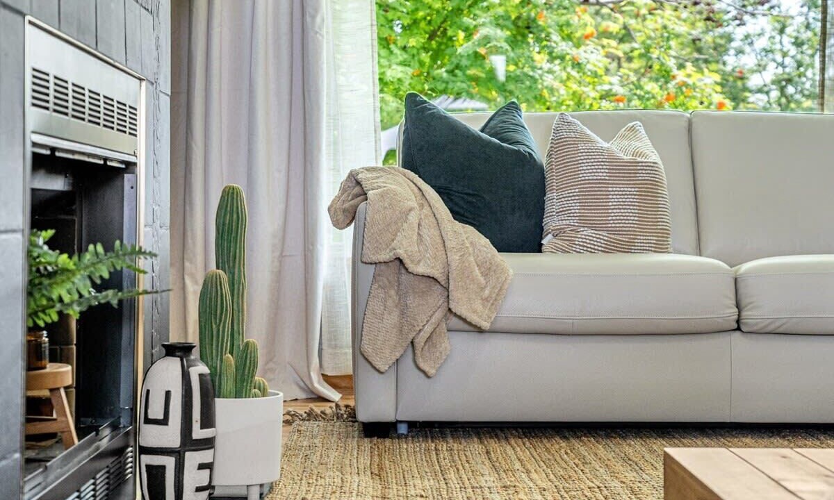 Photo of Livingroom in Red Deer
