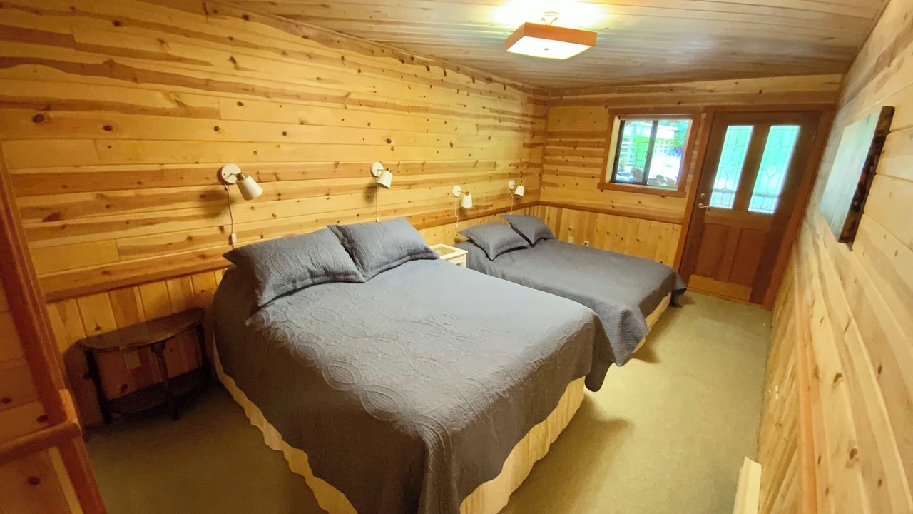 Photo of Bedroom in Quadra Island