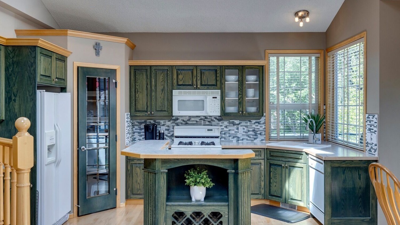 Photo of Kitchen in Southeast Calgary