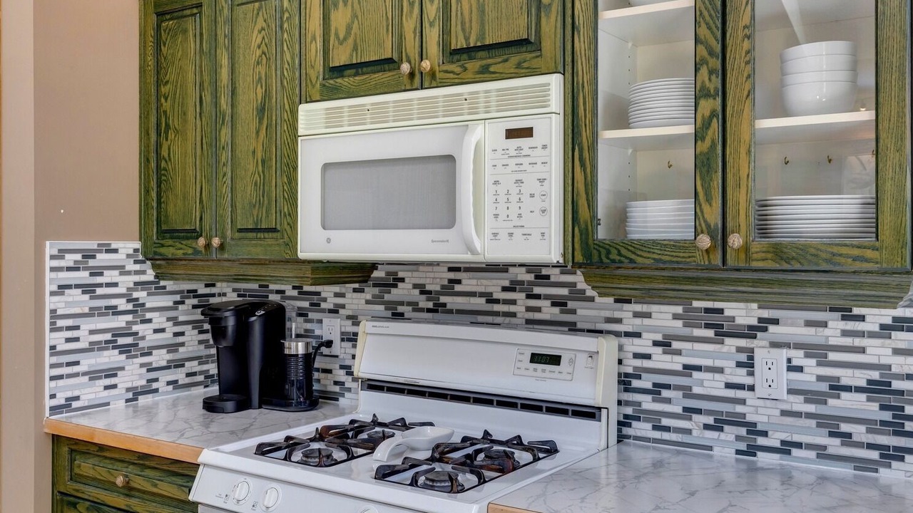 Photo of Kitchen in Southeast Calgary