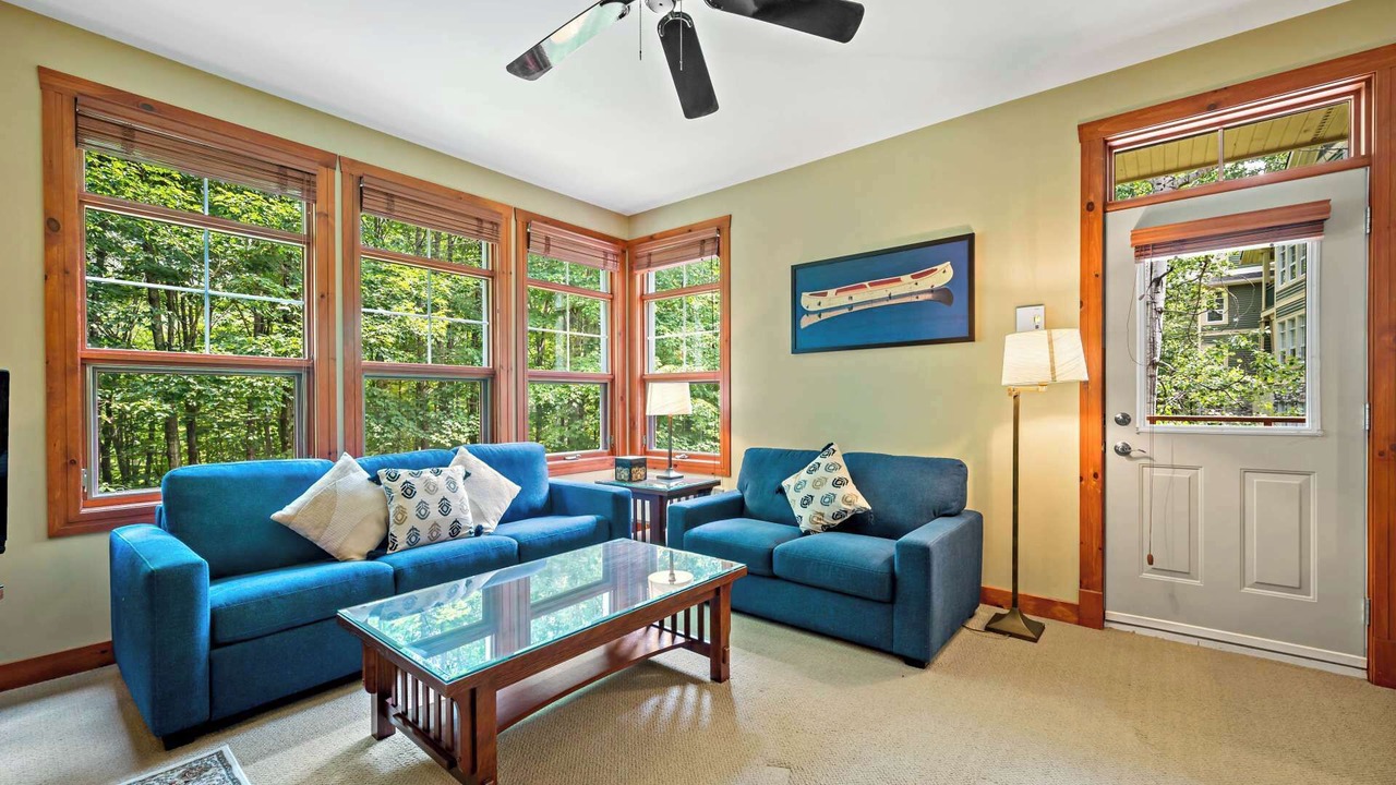 Photo of Livingroom in Tremblant-Les-Eaux