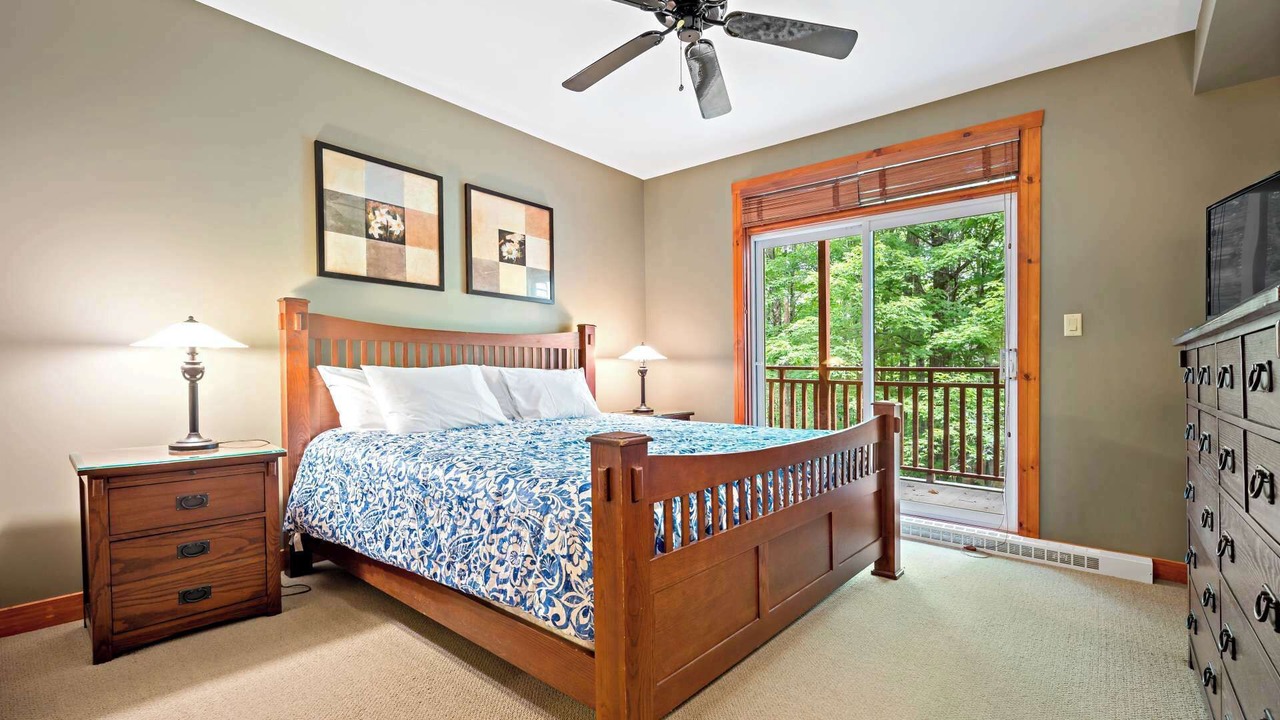 Photo of Bedroom in Tremblant-Les-Eaux