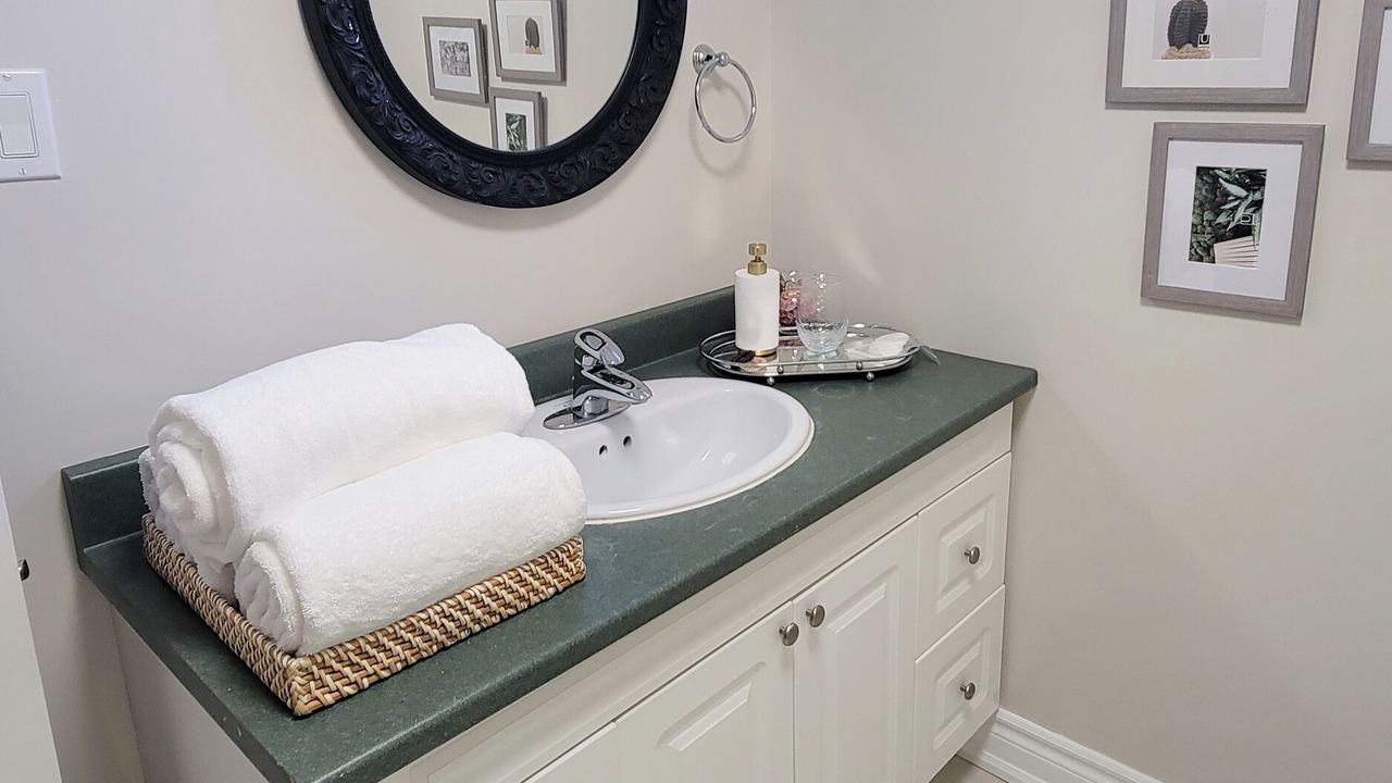 Photo of Bathroom in Carrying Place