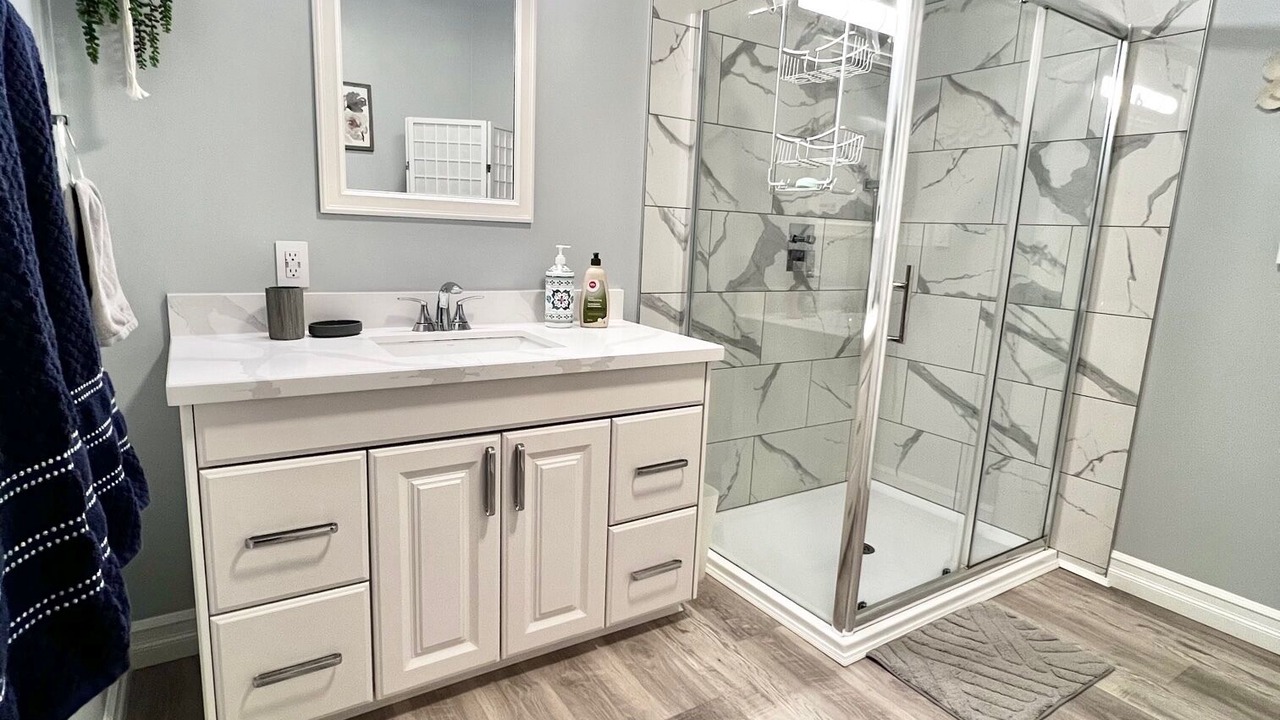 Photo of Bathroom in Dysart et al