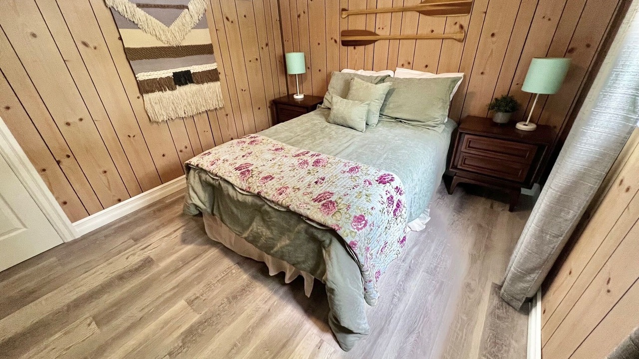 Photo of Bedroom in Dysart et al