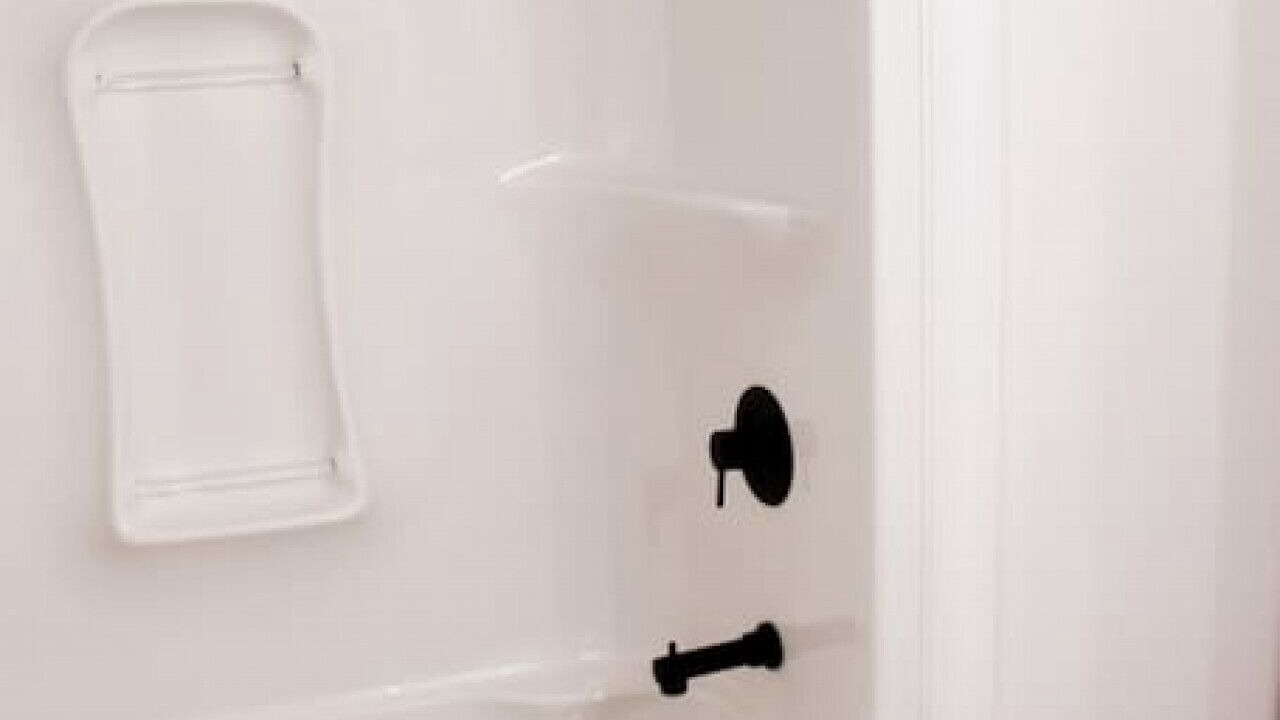 Photo of Bathroom in Rossmore