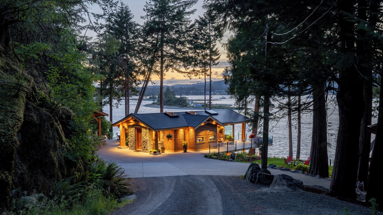 Photo of Outdoor in Juan de Fuca Electoral Area