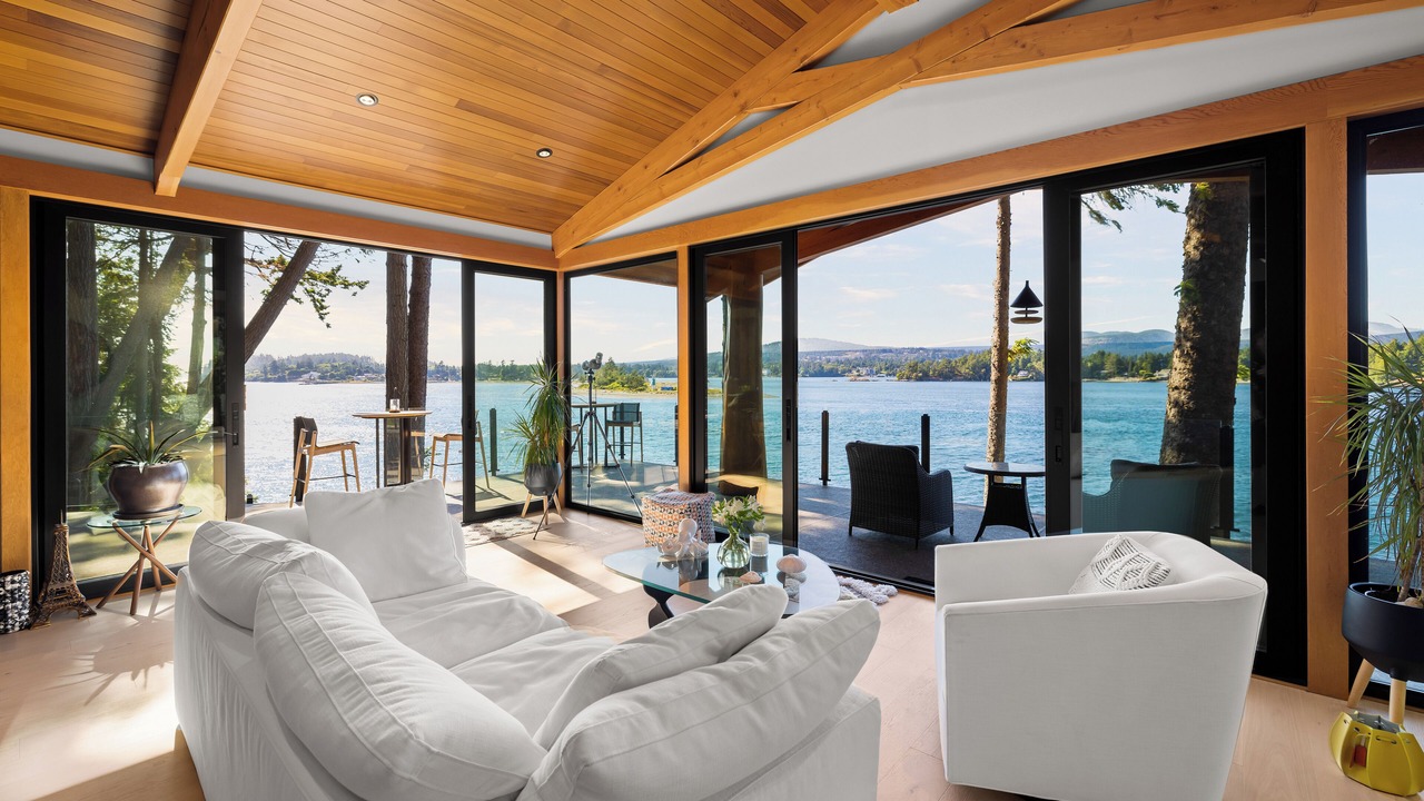 Photo of Livingroom in Juan de Fuca Electoral Area