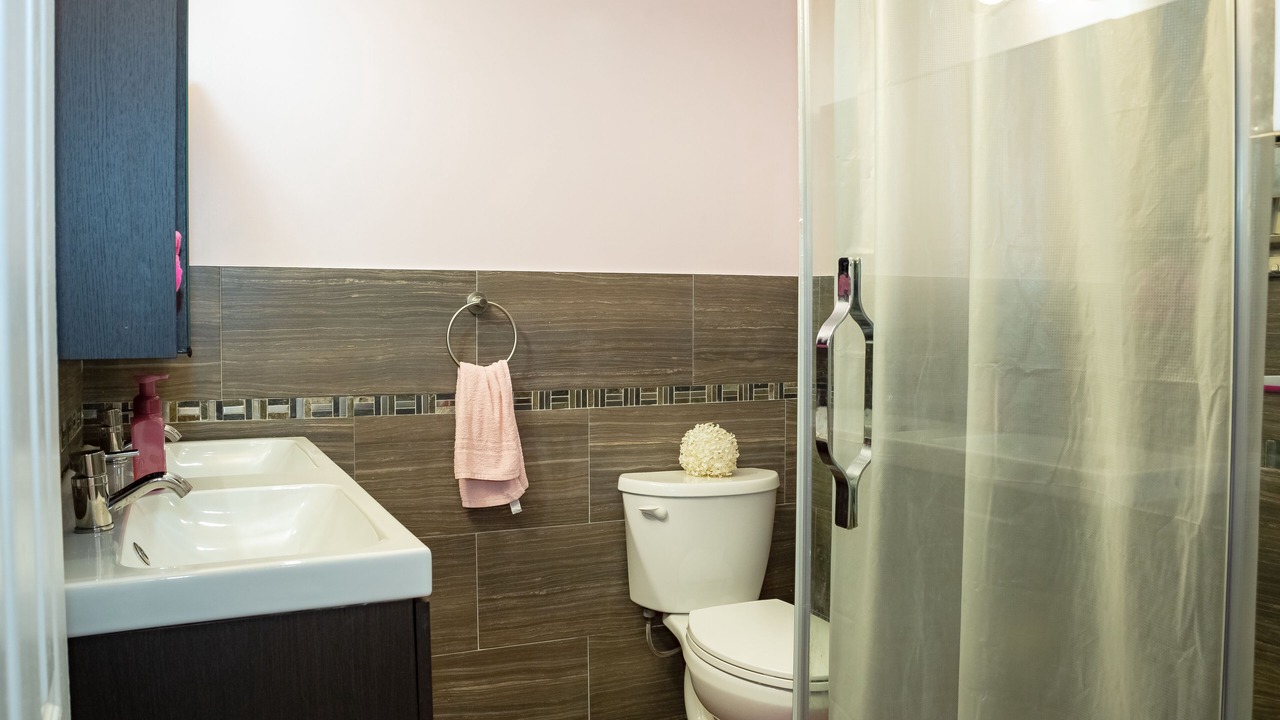 Photo of Bathroom in Mississauga Valleys