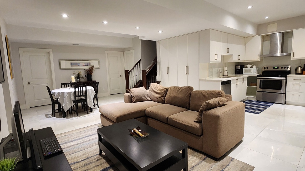 Photo of Livingroom in Downsview