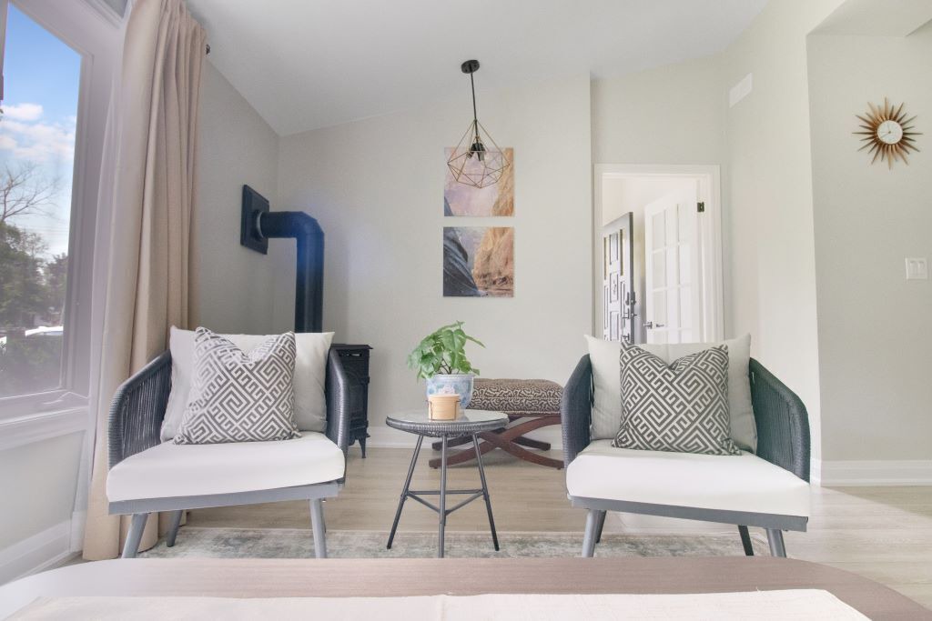Photo of Livingroom in Innisfil