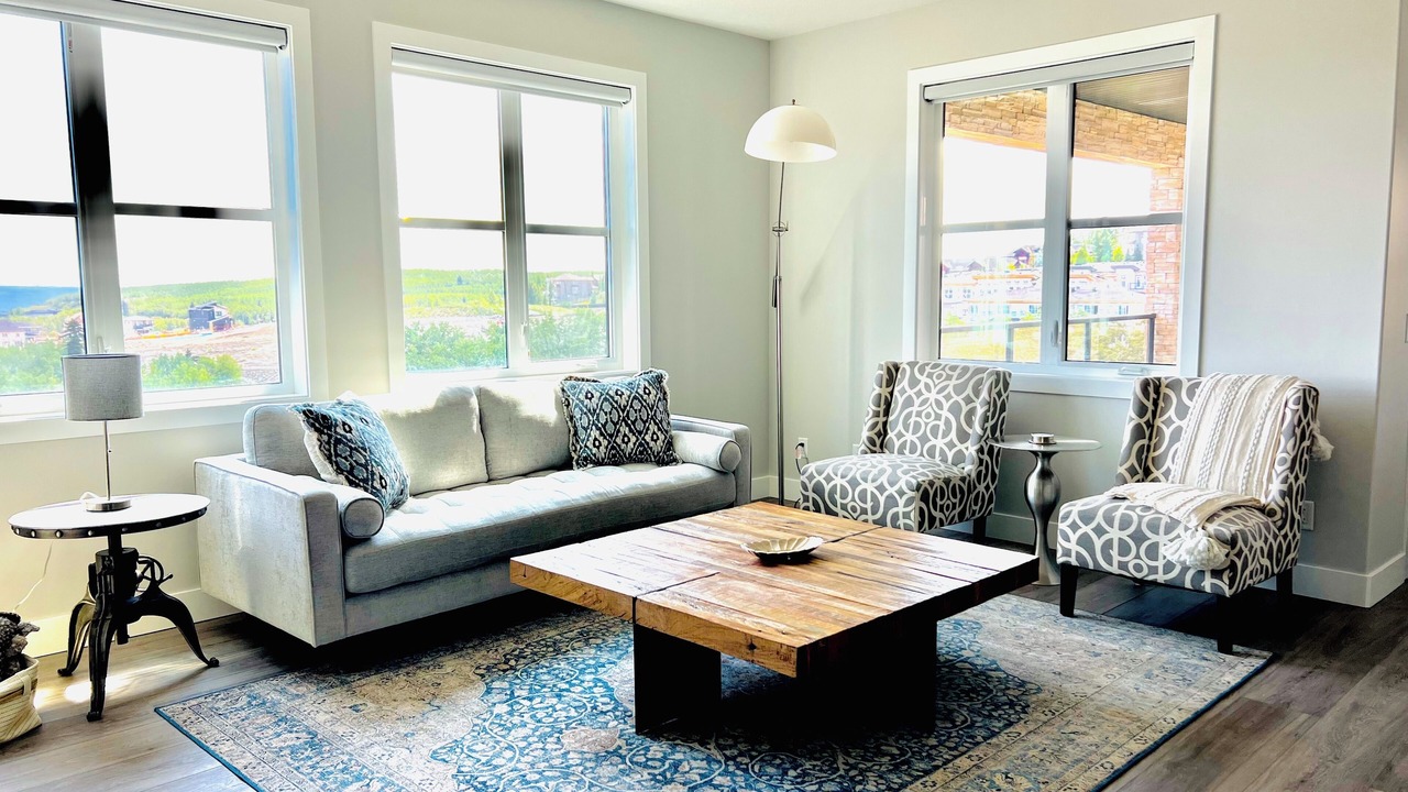 Photo of Livingroom in Southwest Calgary