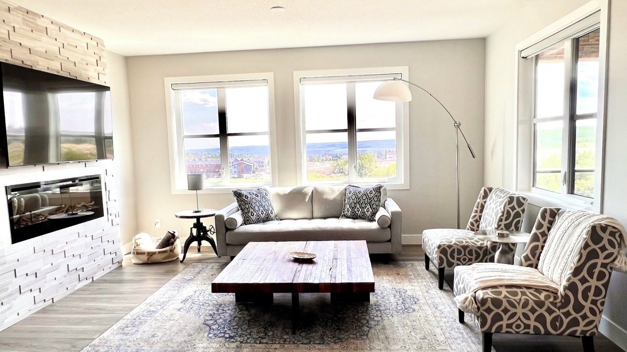 Photo of Livingroom in Southwest Calgary