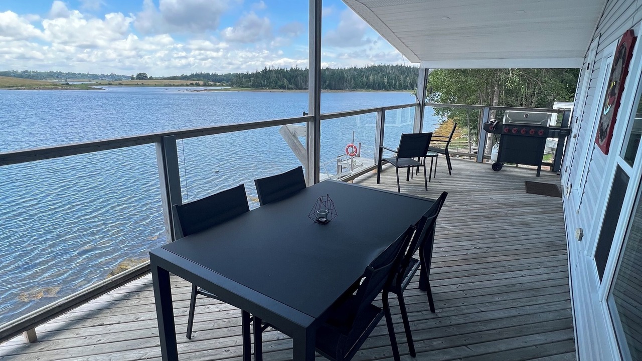 Photo of Outdoor in Heckmans Island