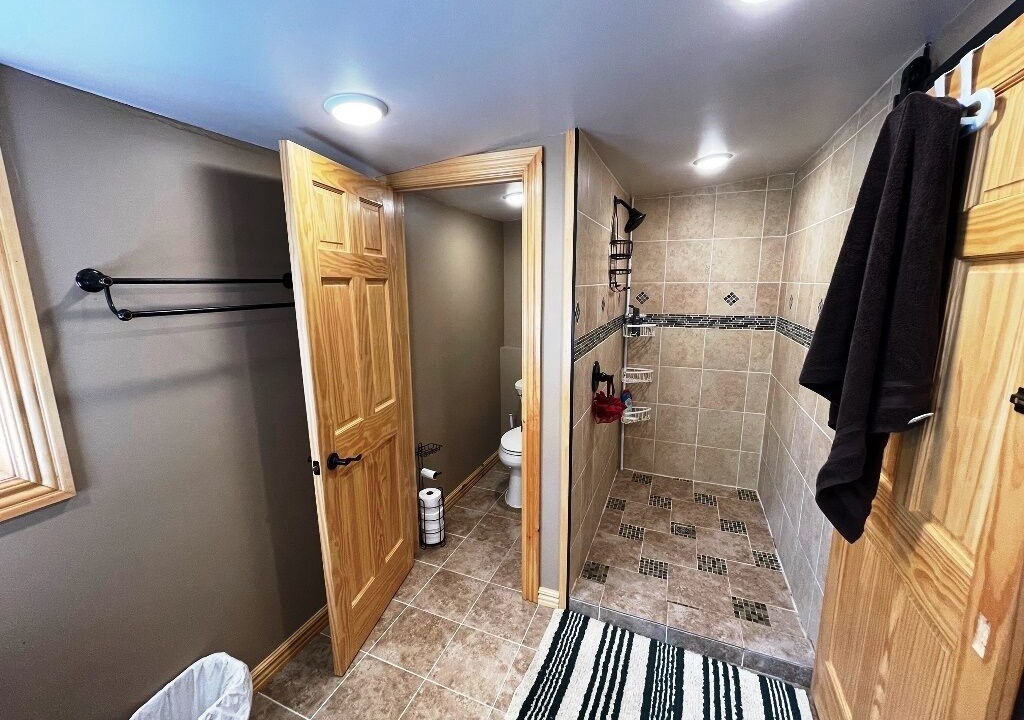 Photo of Bathroom in Sioux Narrows Nestor Falls