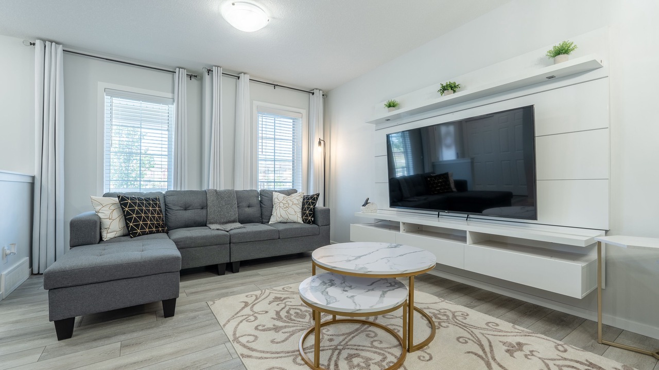 Photo of Livingroom in Southwest Calgary