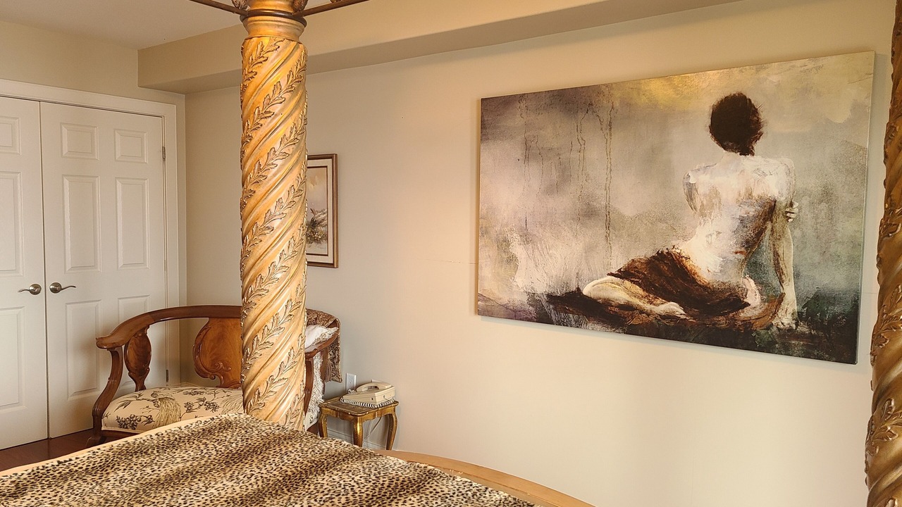 Photo of Bedroom in Western Shore