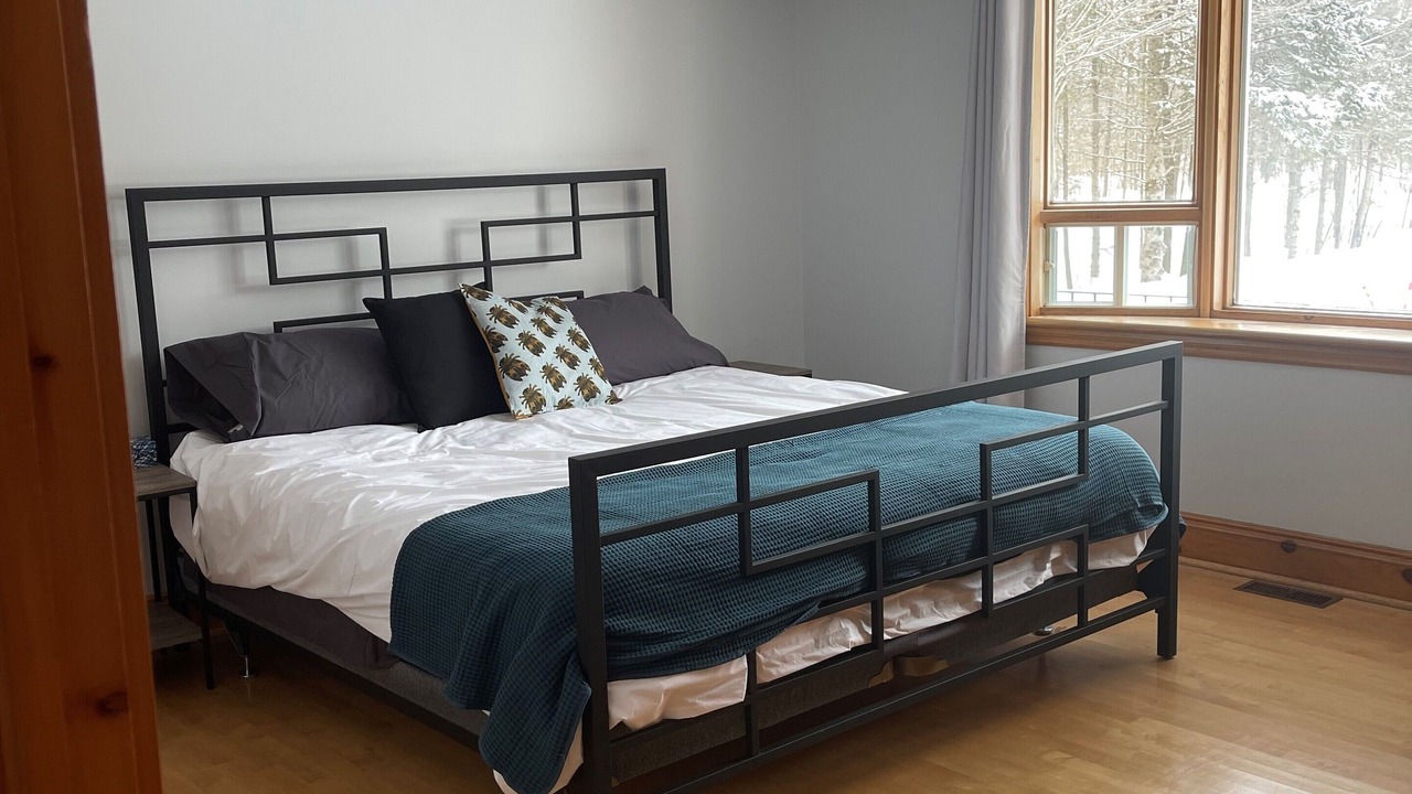 Photo of Bedroom in Val-Alain
