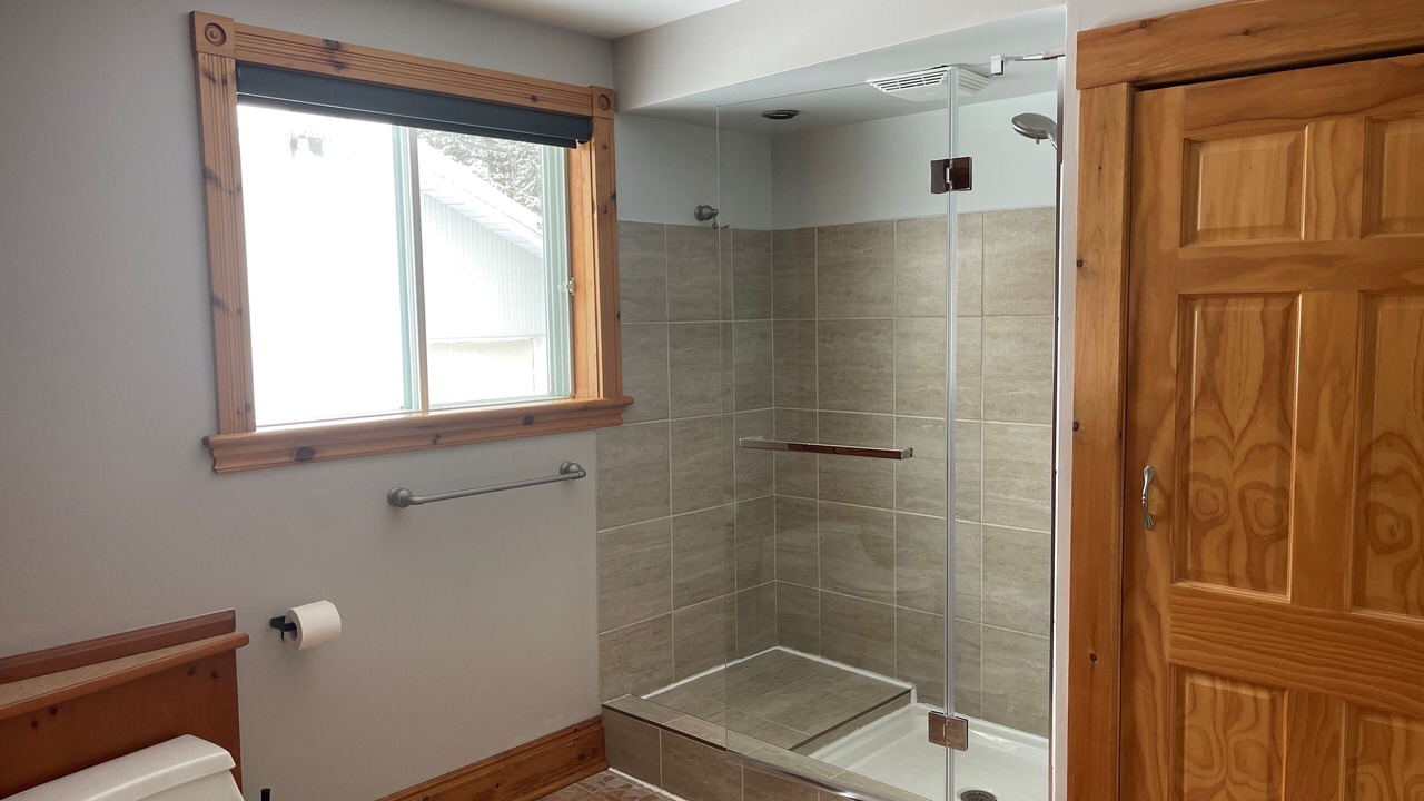 Photo of Bathroom in Val-Alain