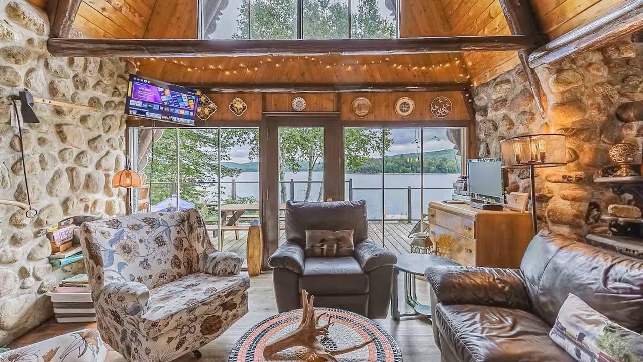 Photo of Livingroom in Grand-Remous