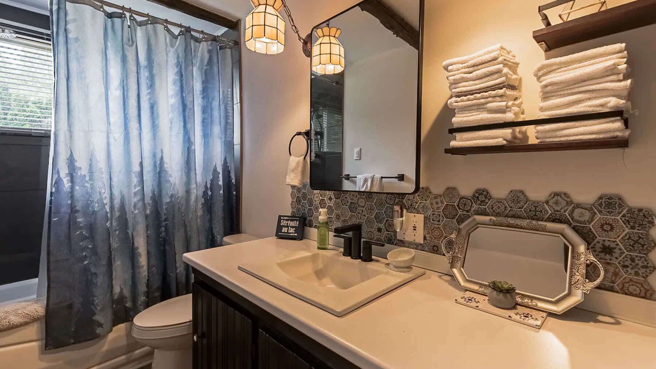 Photo of Bathroom in Grand-Remous
