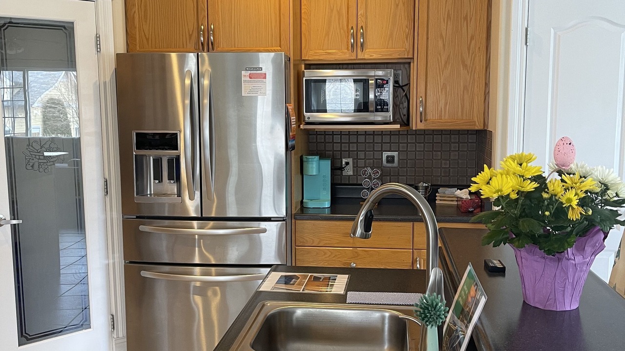 Photo of Kitchen in Jasper Place