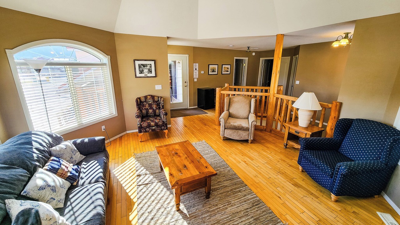 Photo of Livingroom in East Kootenay