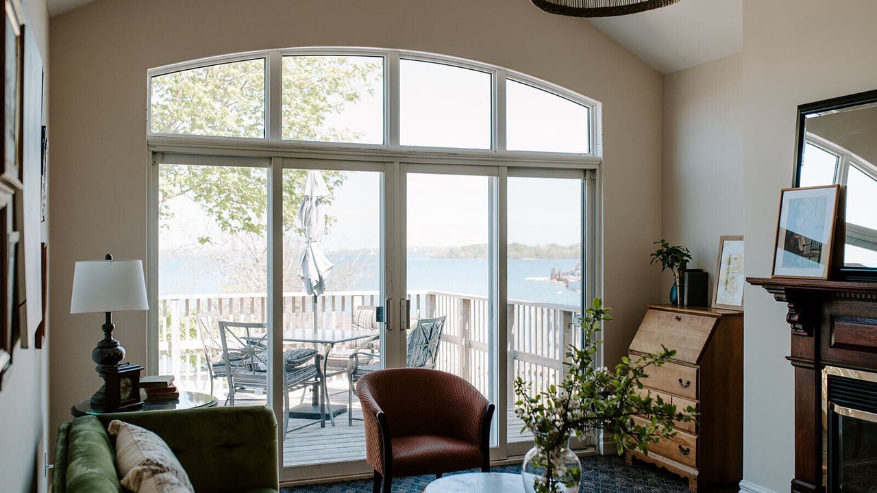 Photo of Livingroom in Wolfe Island