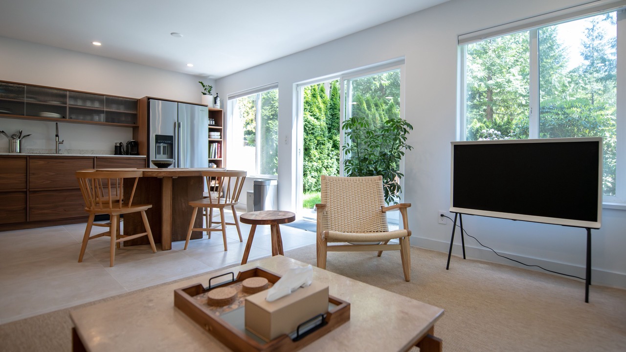 Photo of Livingroom in Roberts Creek
