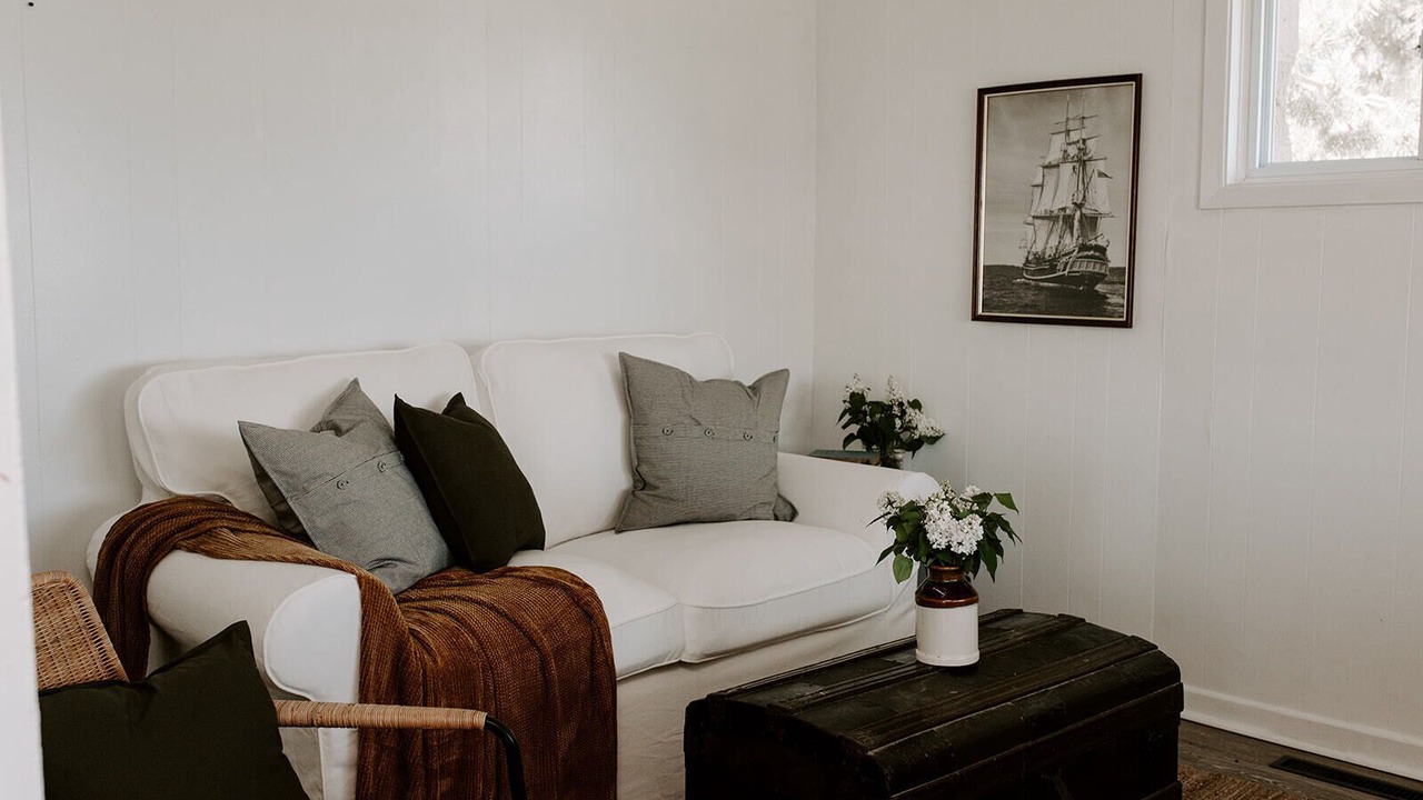 Photo of Livingroom in Wolfe Island