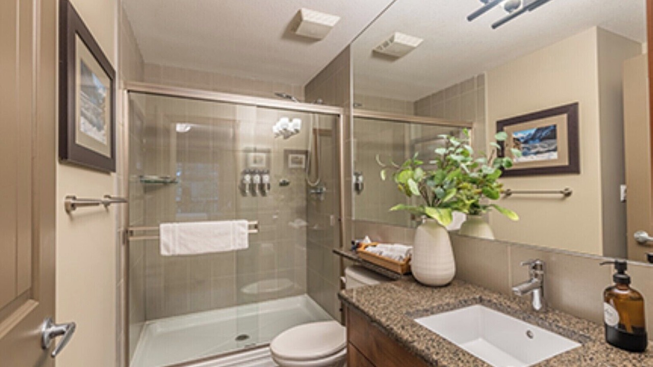 Photo of Bathroom in Canmore
