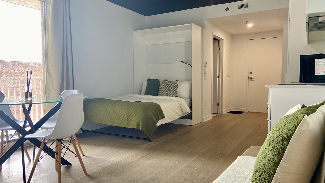 Photo of Bedroom in Quartier des Spectacles