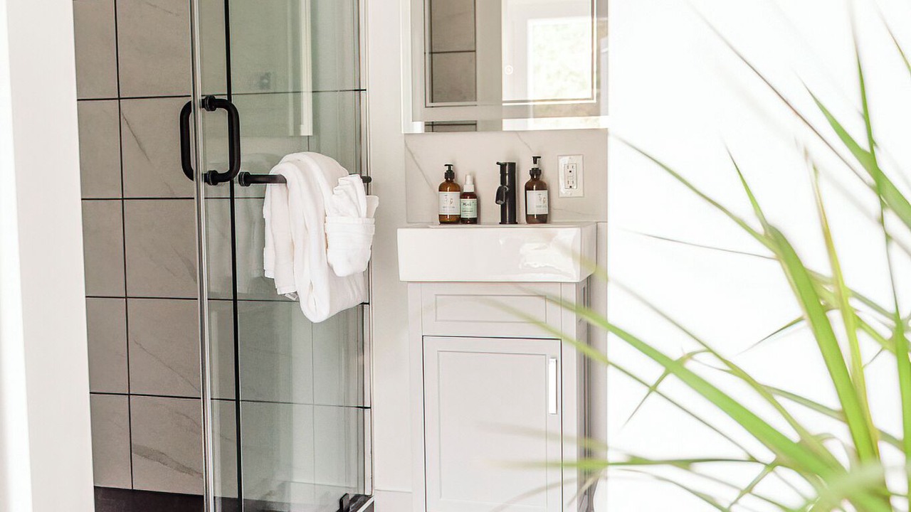 Photo of Bathroom in Ucluelet
