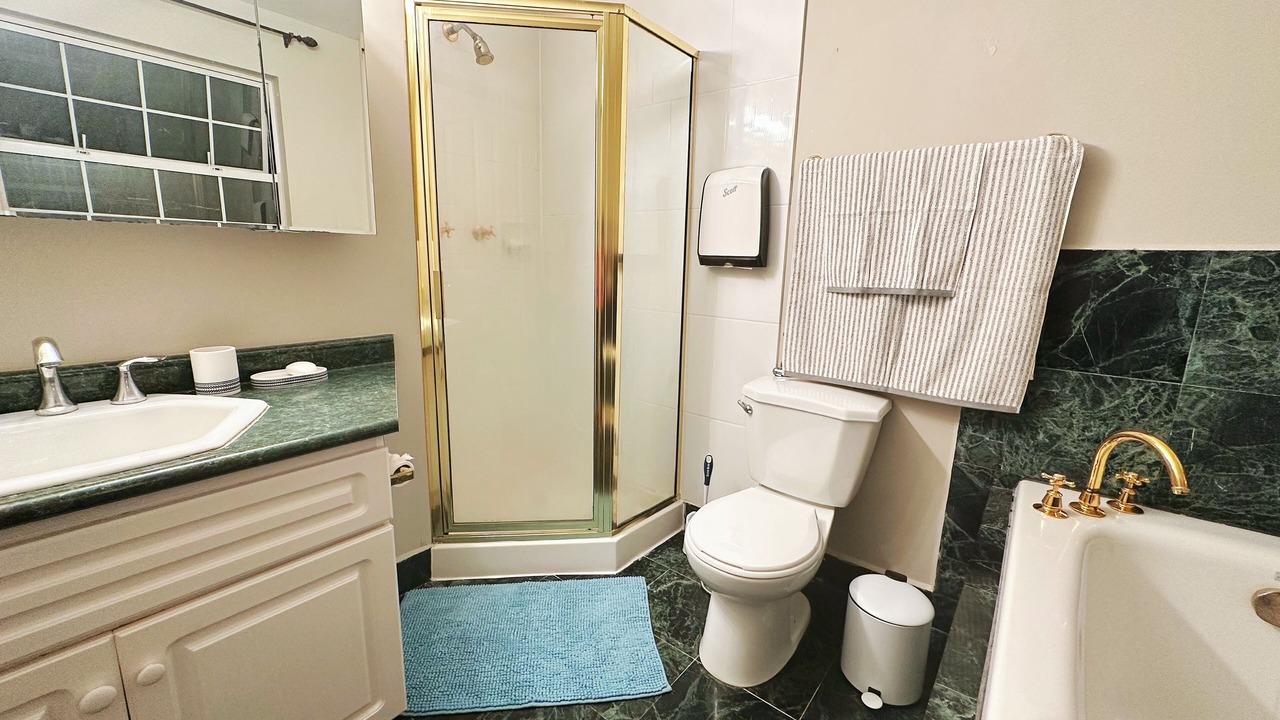 Photo of Bathroom in West Point Grey