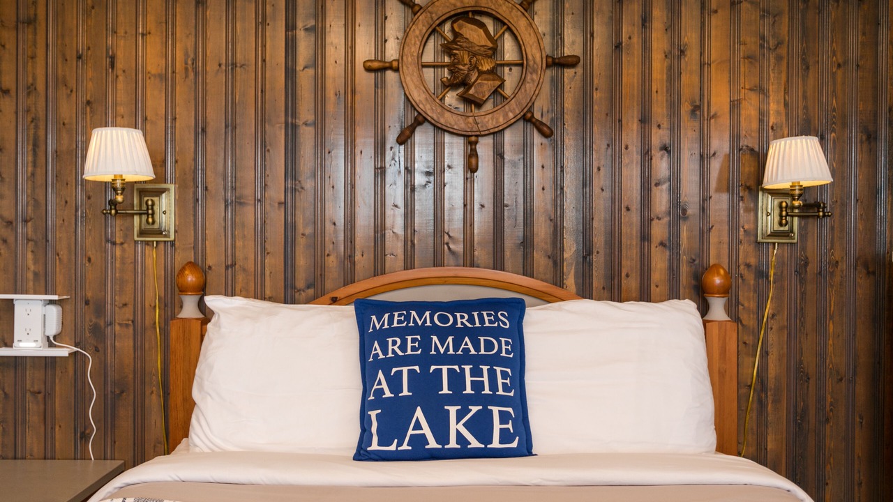 Photo of Bedroom in North Lake