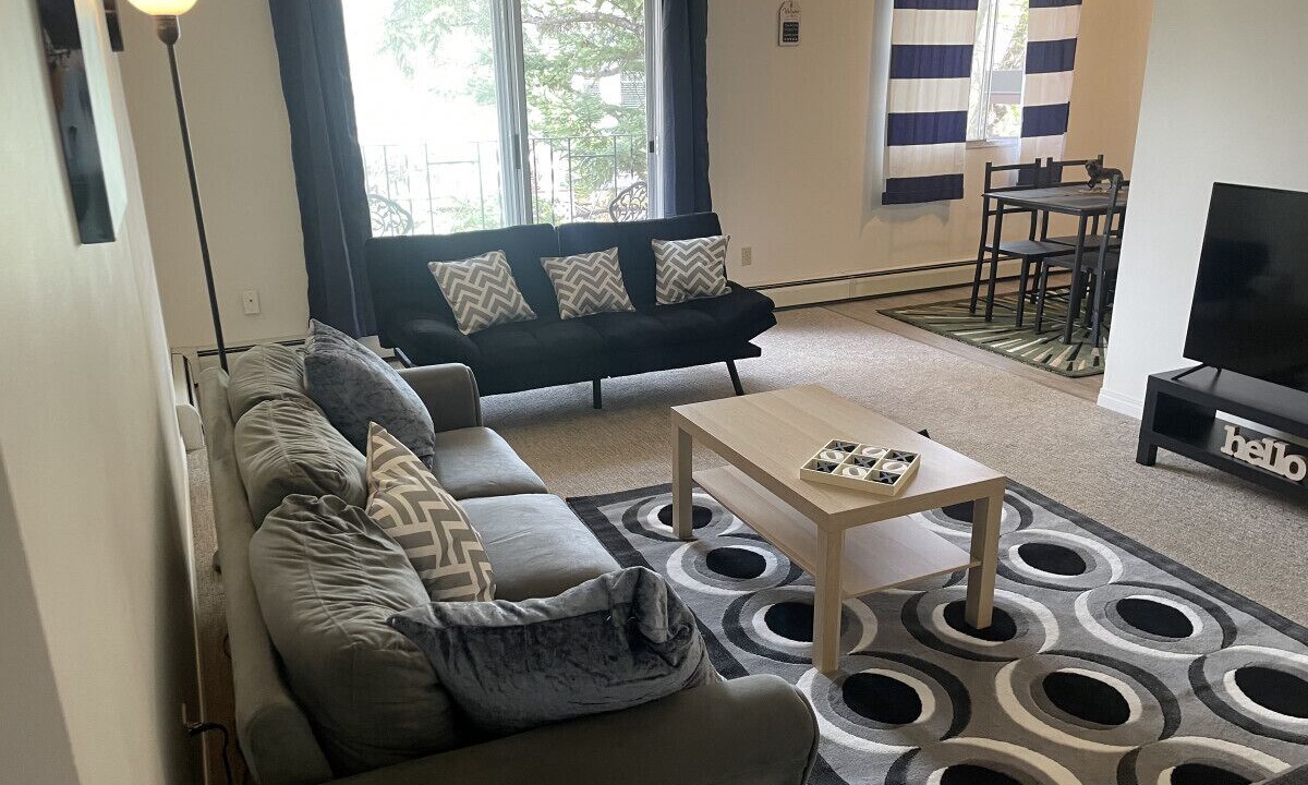 Photo of Livingroom in Camrose