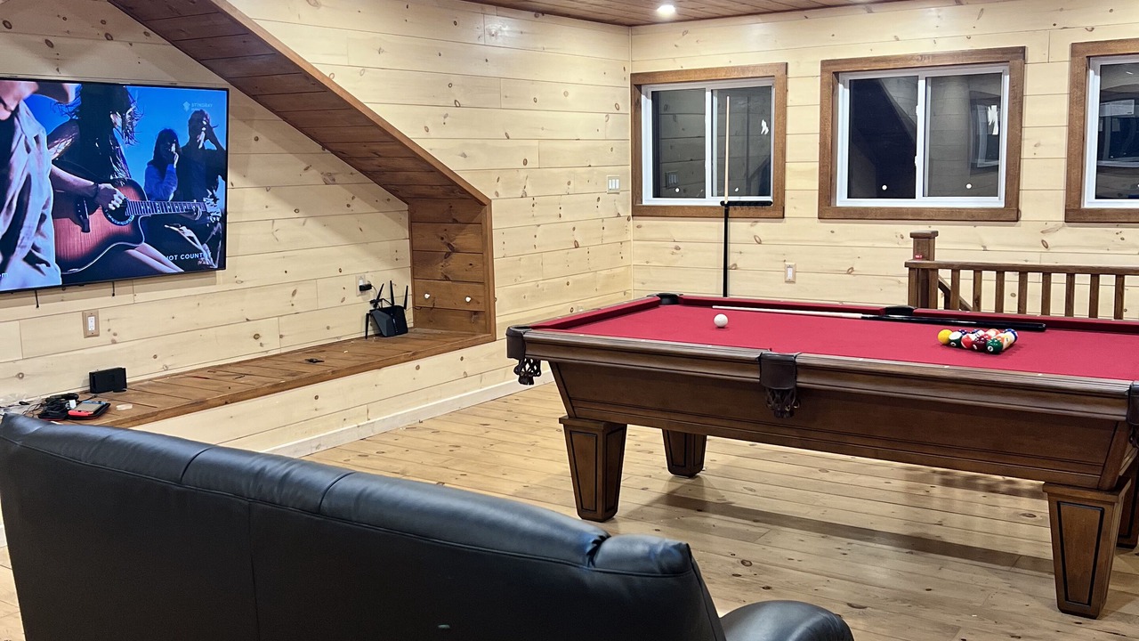 Photo of Bedroom in Bracebridge