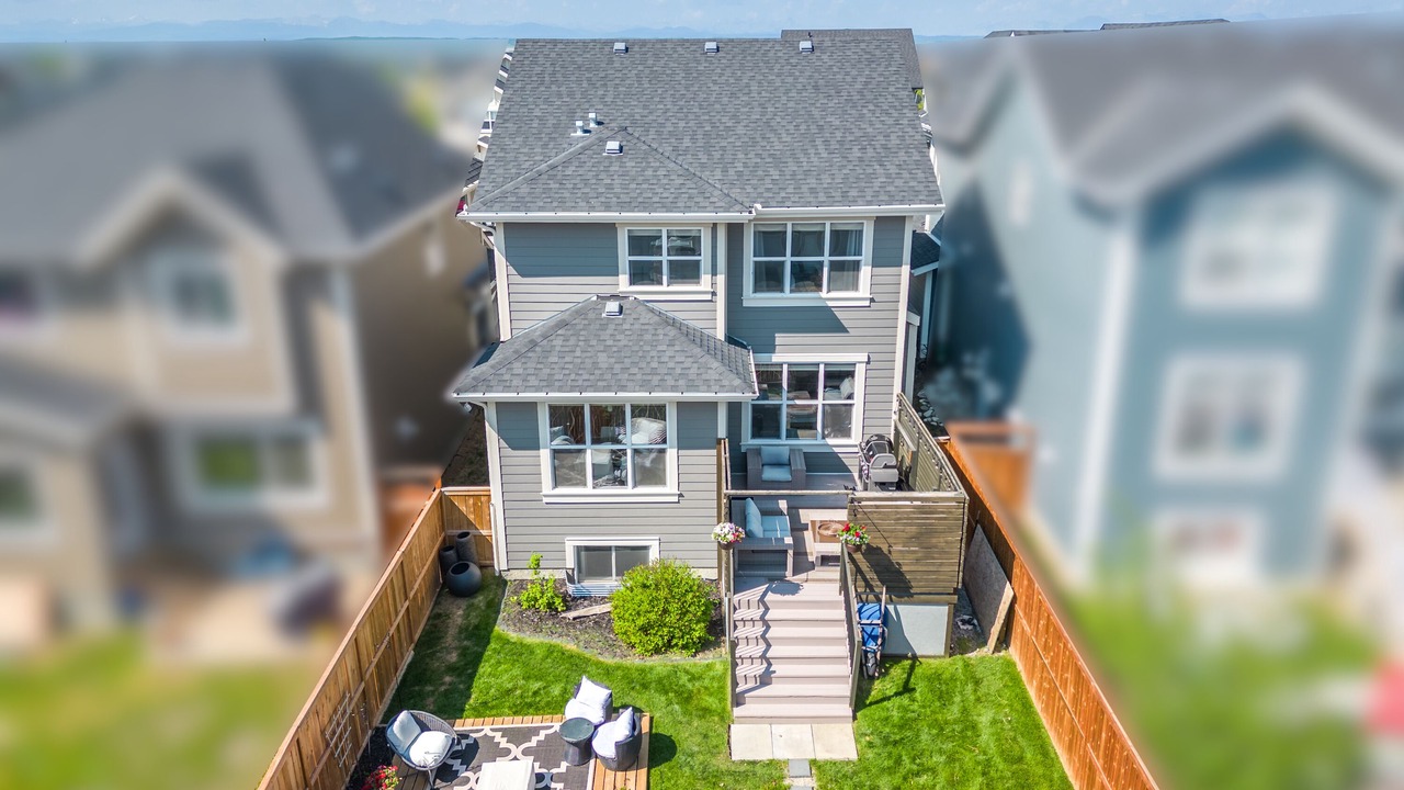 Photo of Patio Balcony in Cochrane