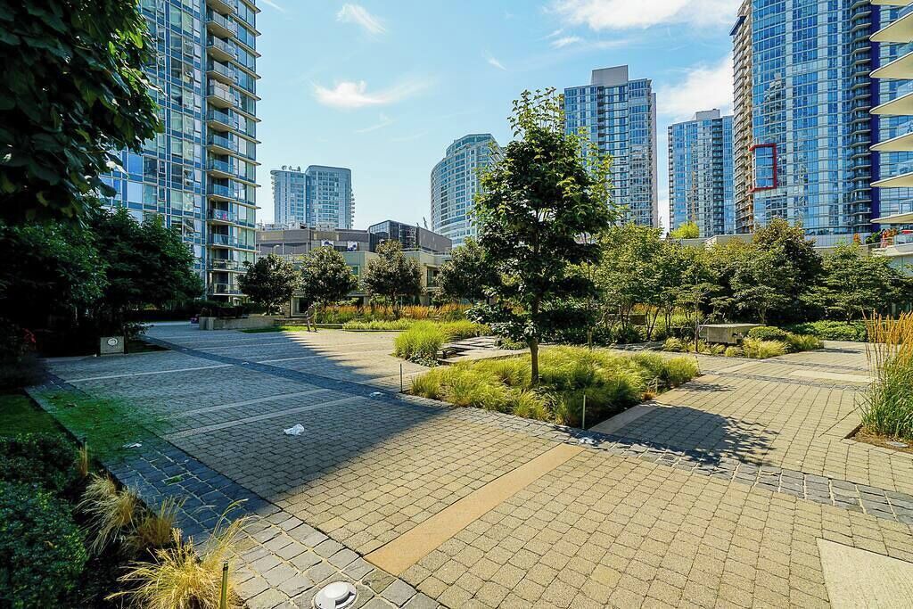 Photo of Outdoor in Crosstown