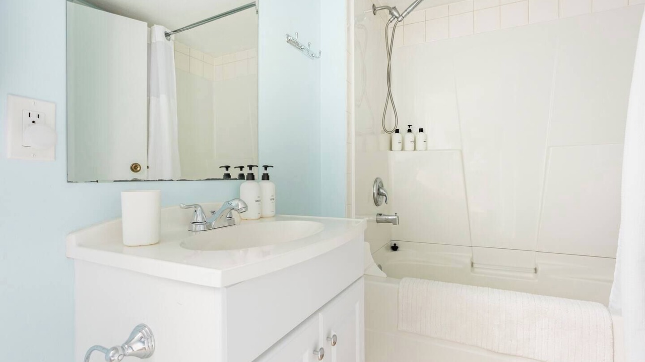 Photo of Bathroom in Maple Ridge