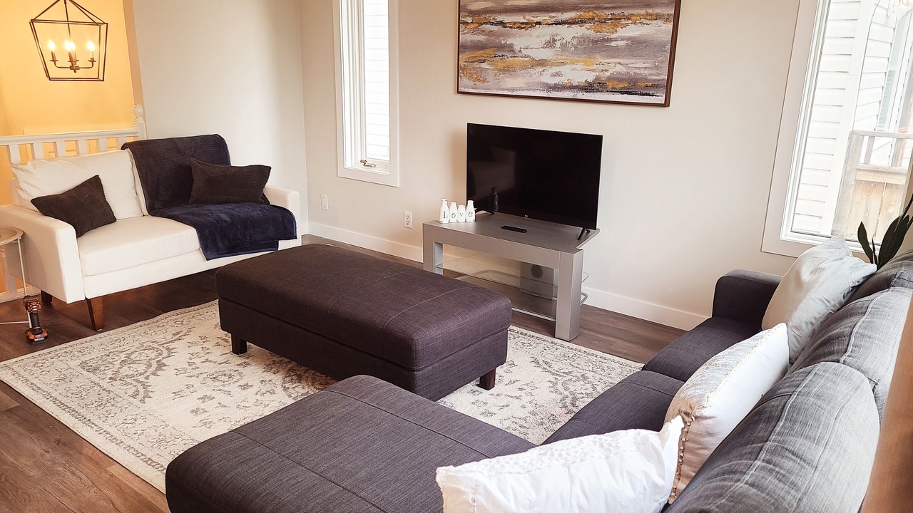 Photo of Livingroom in Sylvan Lake