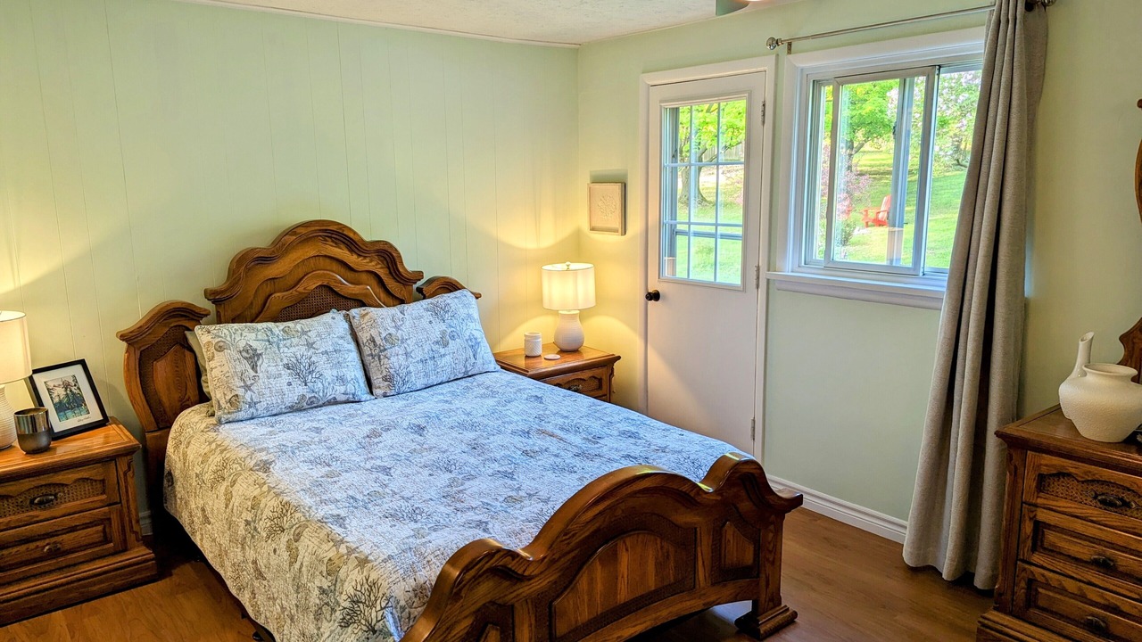 Photo of Bedroom in Flesherton