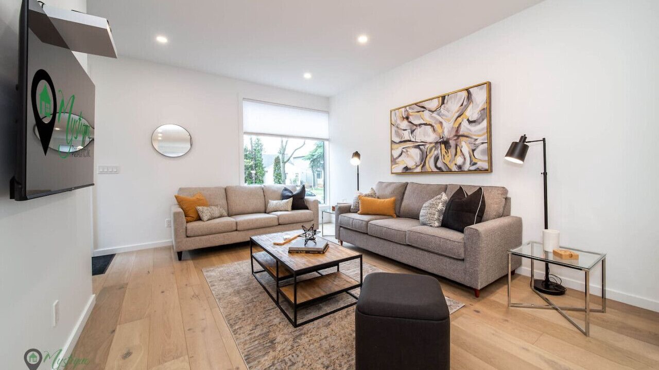 Photo of Livingroom in Southwest Edmonton