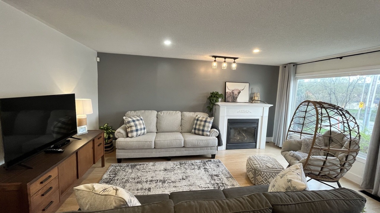 Photo of Livingroom in Bancroft