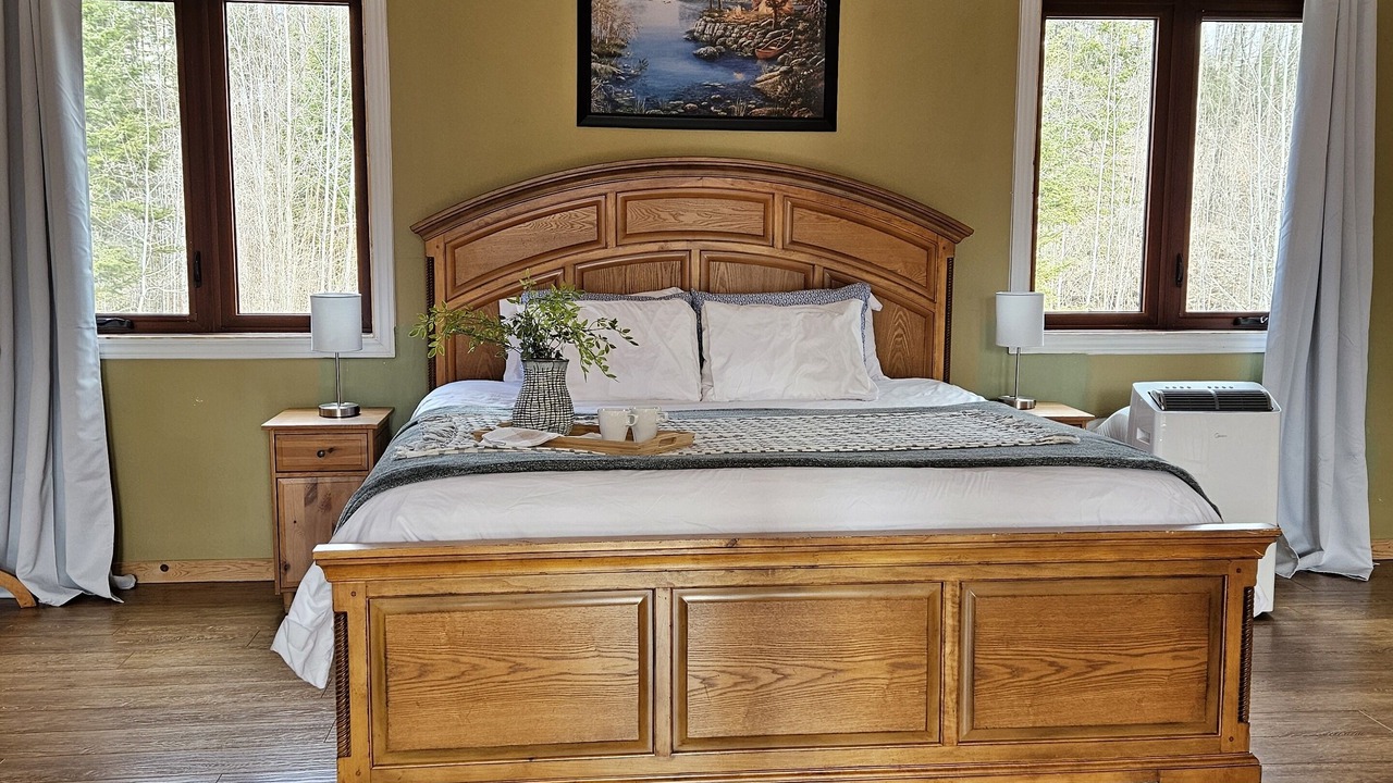 Photo of Bedroom in Val-des-Monts