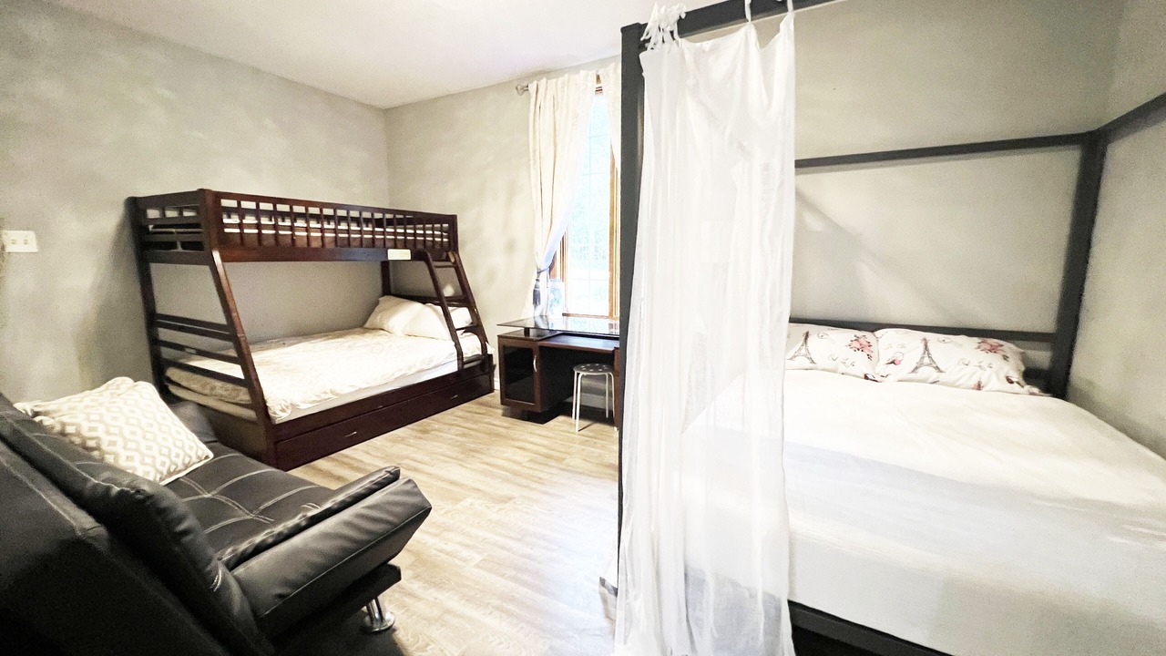 Photo of Bedroom in Barrie