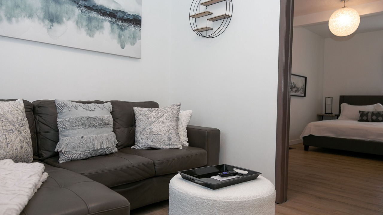 Photo of Livingroom in Port Dalhousie