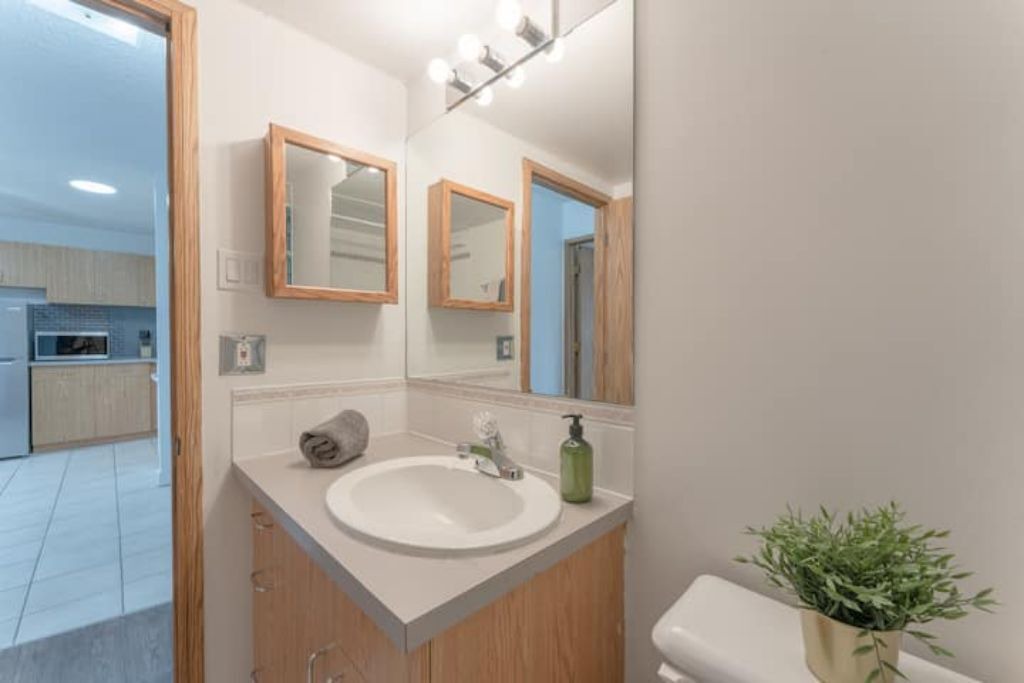 Photo of Bathroom in Crescent Heights