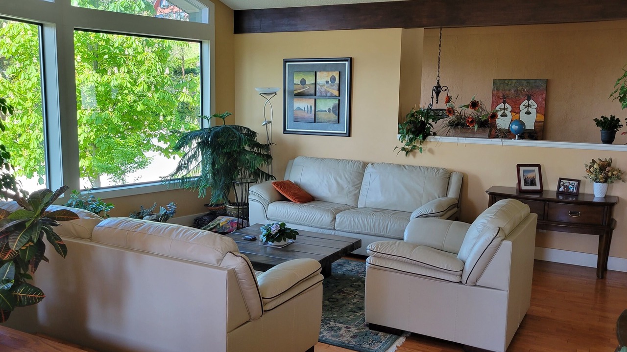 Photo of Livingroom in Central Okanagan